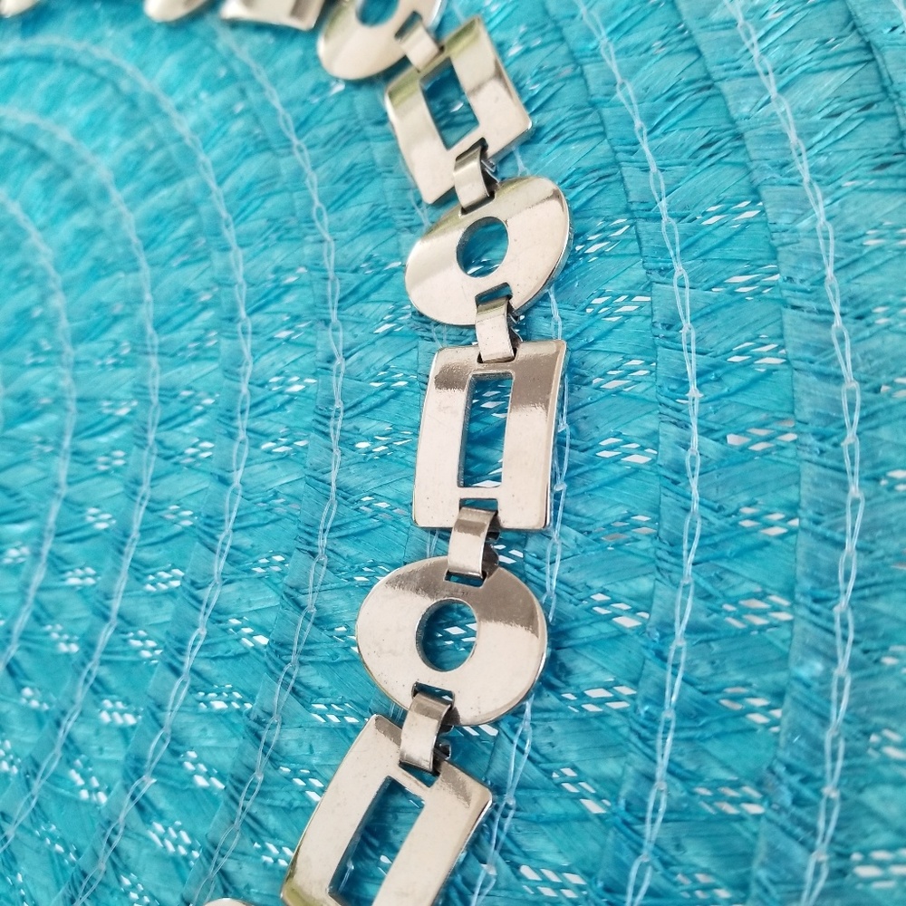 Chain belt/Jones New York